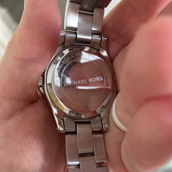 Michael Kors Watch - Picture 5 of 6